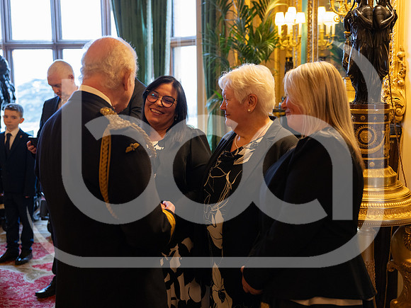 241210_EE_035_EMB10581