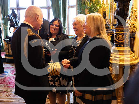 241210_EE_035_EMB10572
