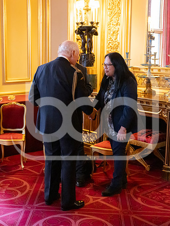 241210_EE_013_EMB28271