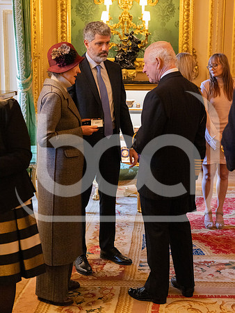 241210_EE_036_EMB29583