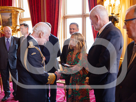 241210_EE_007_EMB18968