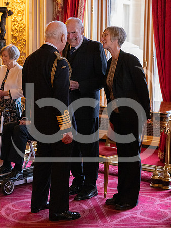 241210_EE_003_EMB27758